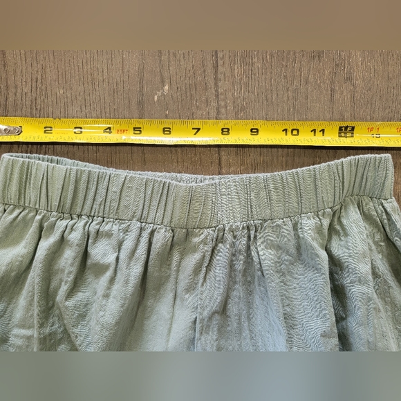 Chicwish 3 Tier Sunny Days Wide Leg Pants Size M/L Light Green - Picture 11 of 11